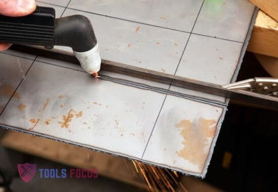 Metal Cutting with Plasma Cutter